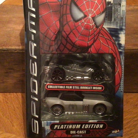 3 Spider-Man Platinum Edition die cast cars - Picture 2 of 5